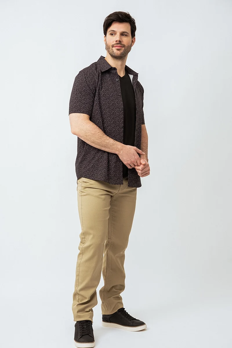 Le pantalon étroit extensible | Modèle Brad slim