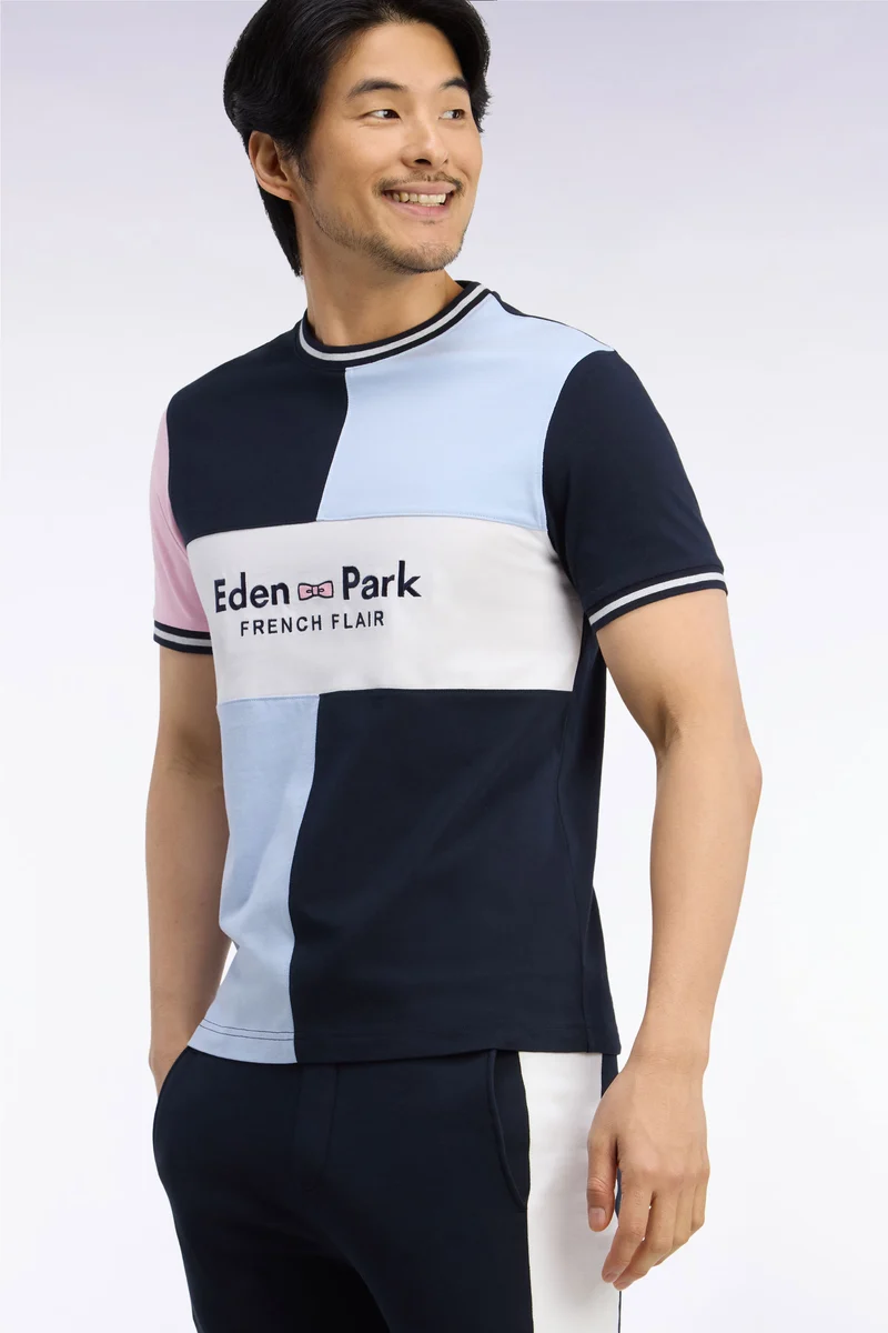 T-shirt manches courtes à découpes et broderie Eden Park coupe droite