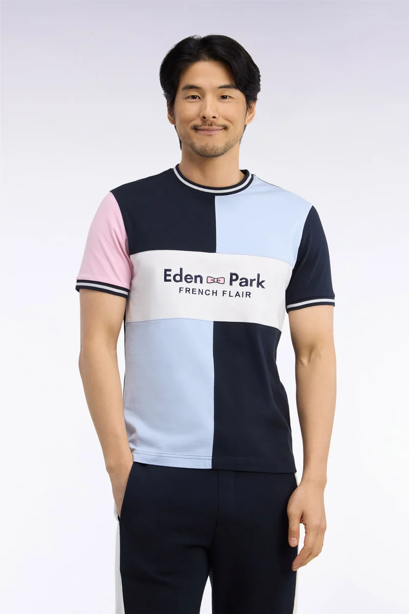 T-shirt manches courtes à découpes et broderie Eden Park coupe droite