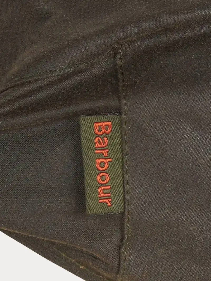 Béret Barbour marron en coton ciré