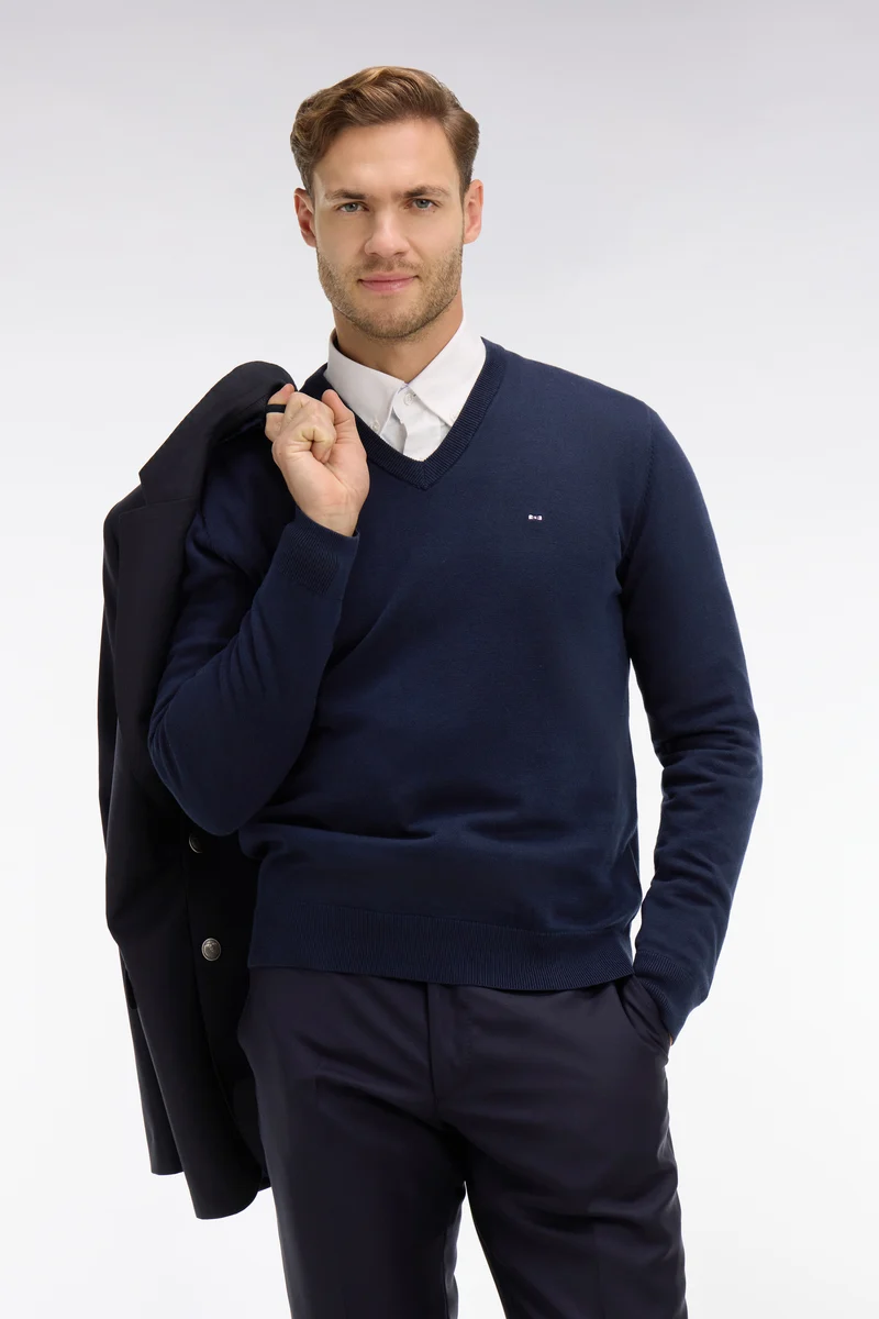 Pull bleu marine à col V en coton