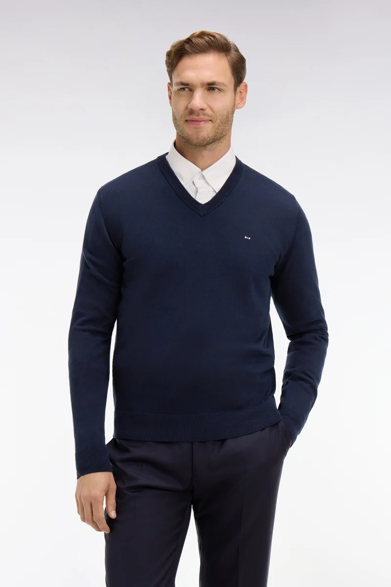 Pull bleu marine à col V en coton