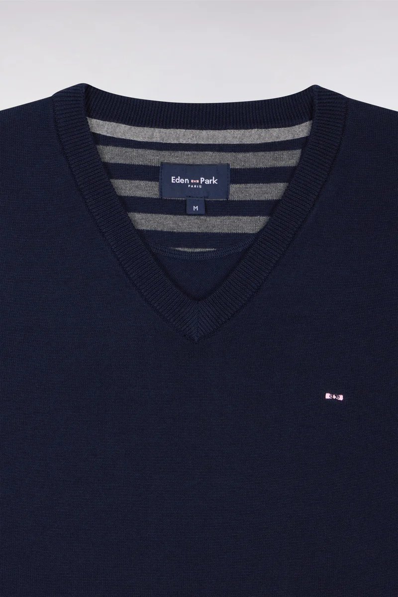 Pull bleu marine à col V en coton