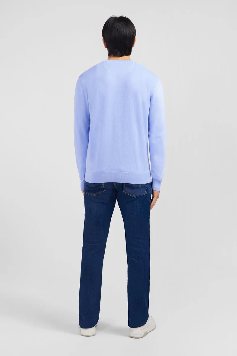 Pull bleu à col V en coton
