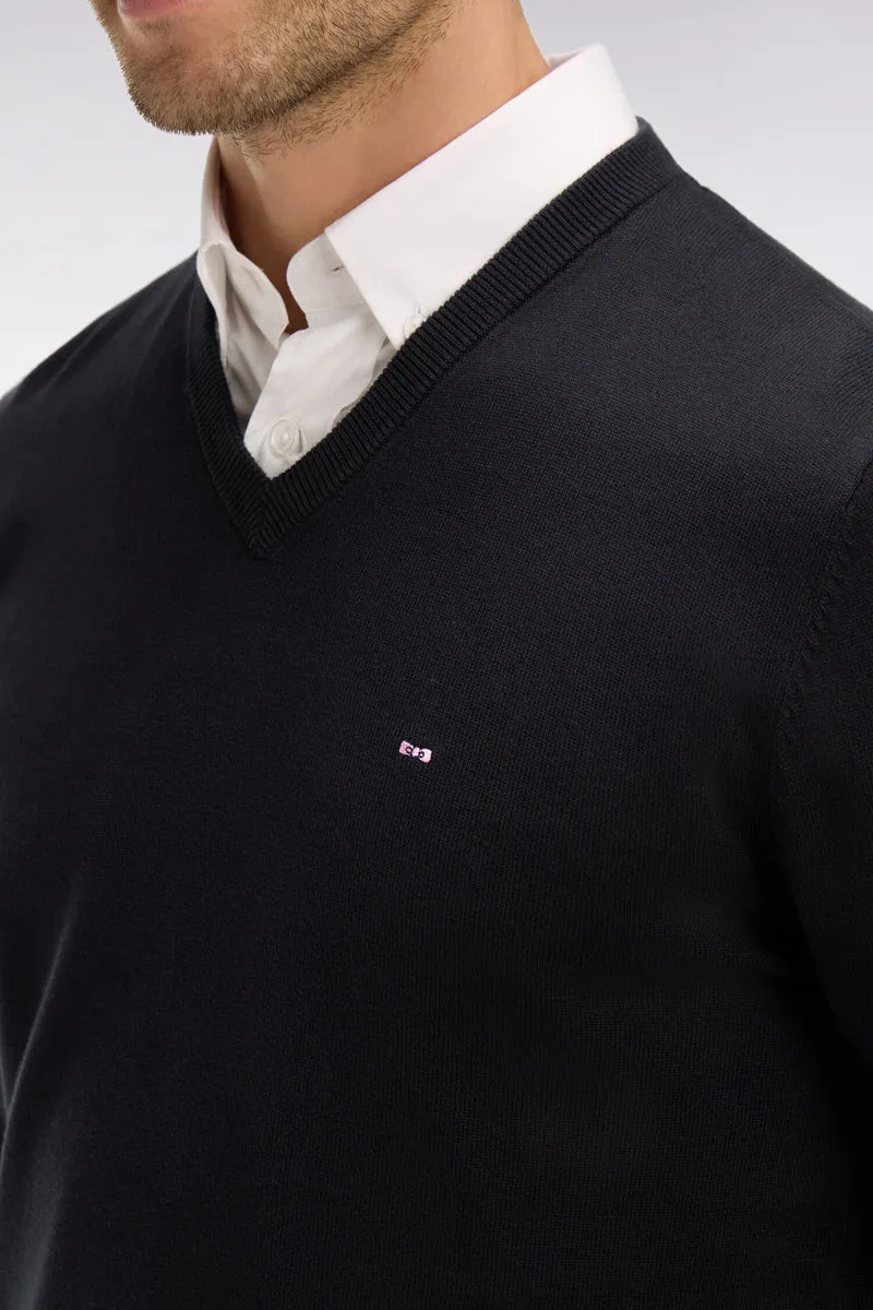 Pull noir à col V en coton