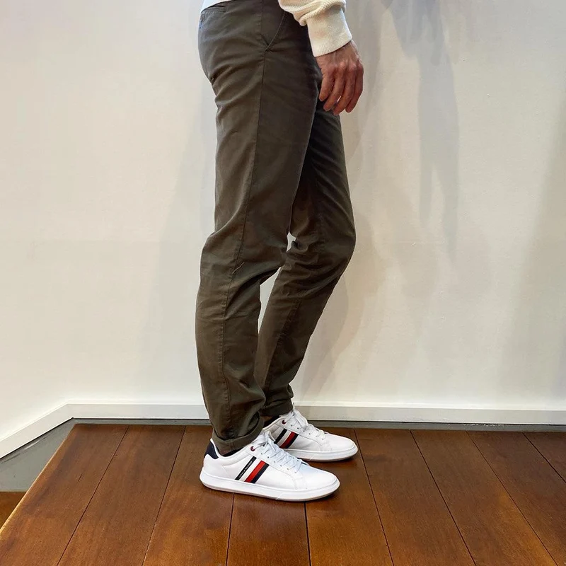 Pantalon chino Georgespaul kakî