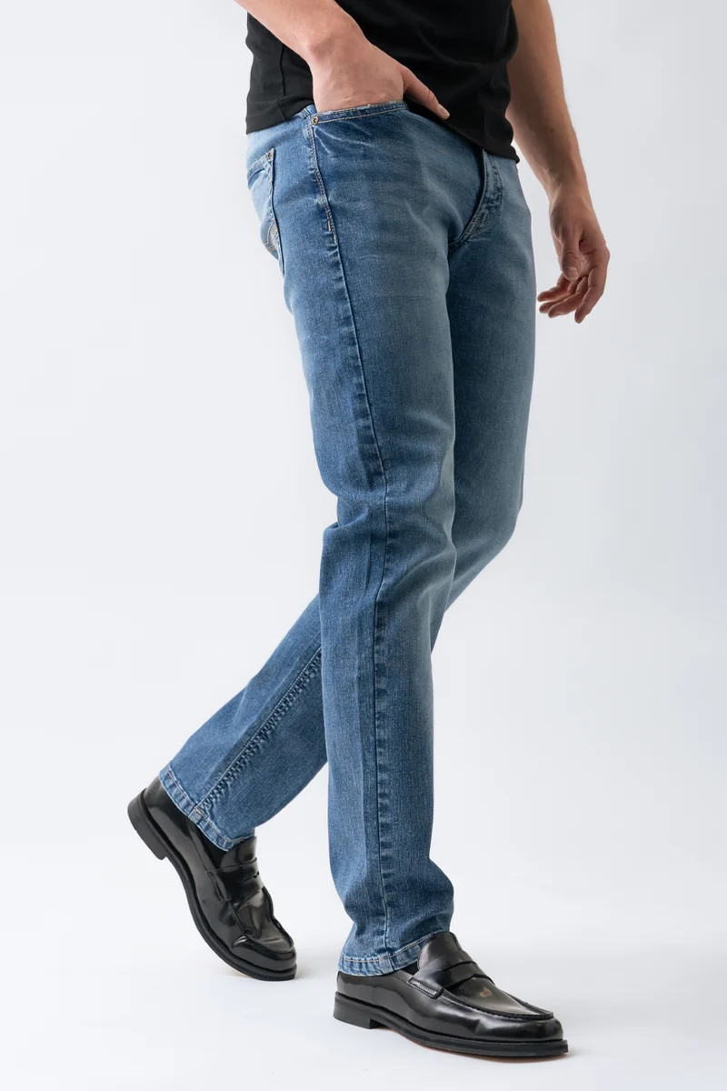 Le jeans droit | Modèle Tremblay