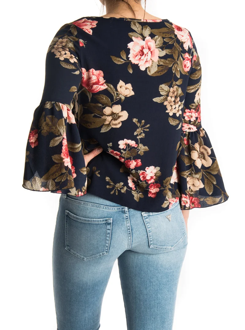 Blouse à manches évasées