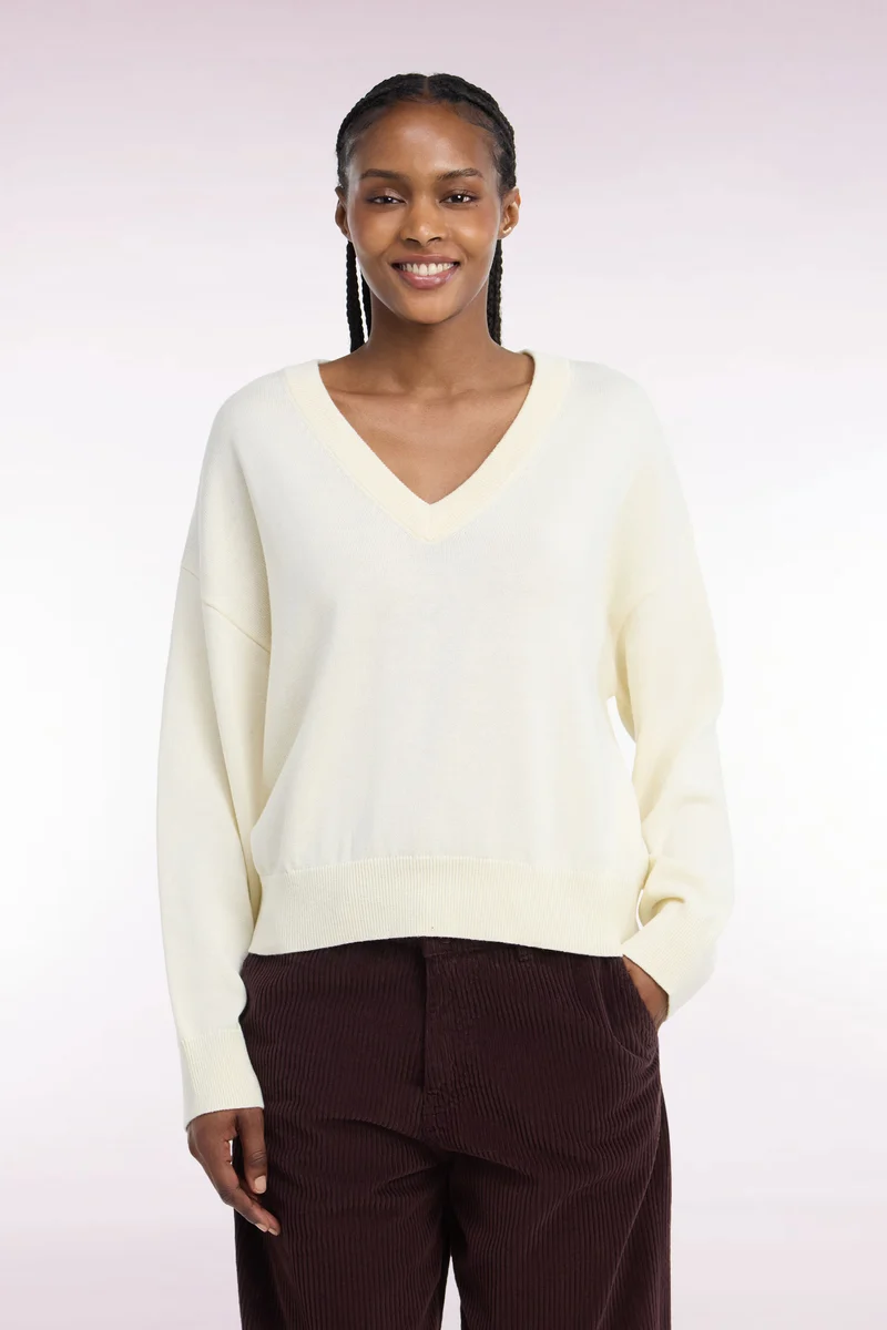 Pull col V en laine et coton écru coupe oversized